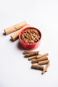 ماسك خشب الصندل