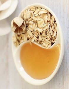 ماسك دقيق الشوفان للوجه