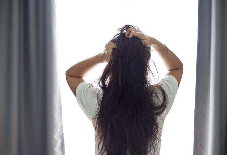 مشاكل جفاف فروة الرأس