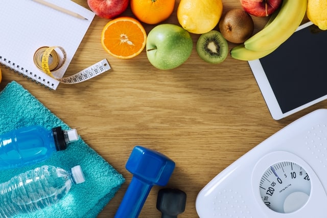 10 طرق طبيعية لعلاج تورم الساقين